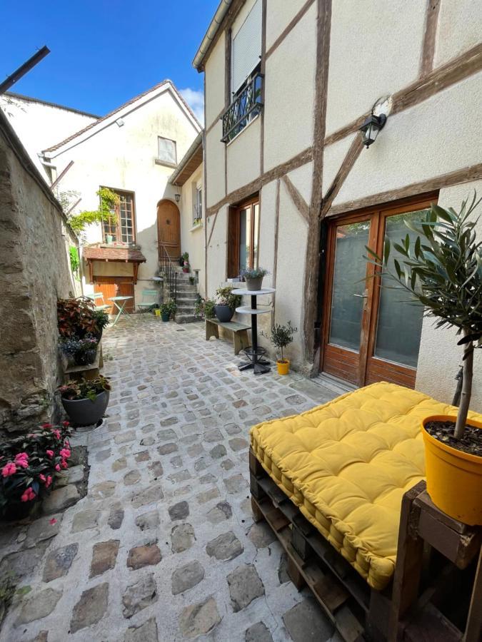 Magnifique Studio Cosy Avec Terrasse En Centre-Ville Provins Zewnętrze zdjęcie